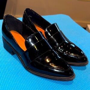 H&M patent leather Black loafer Size 8